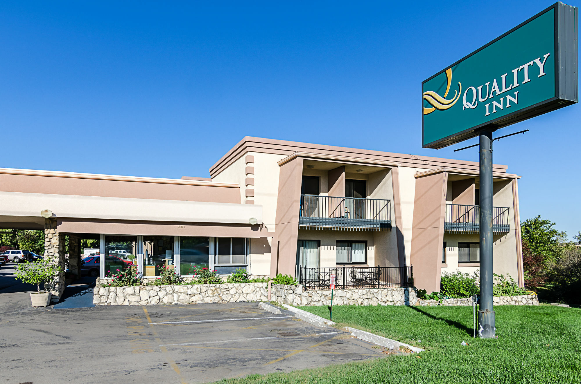 Hotel Super 8 By Wyndham Ku Lawrence