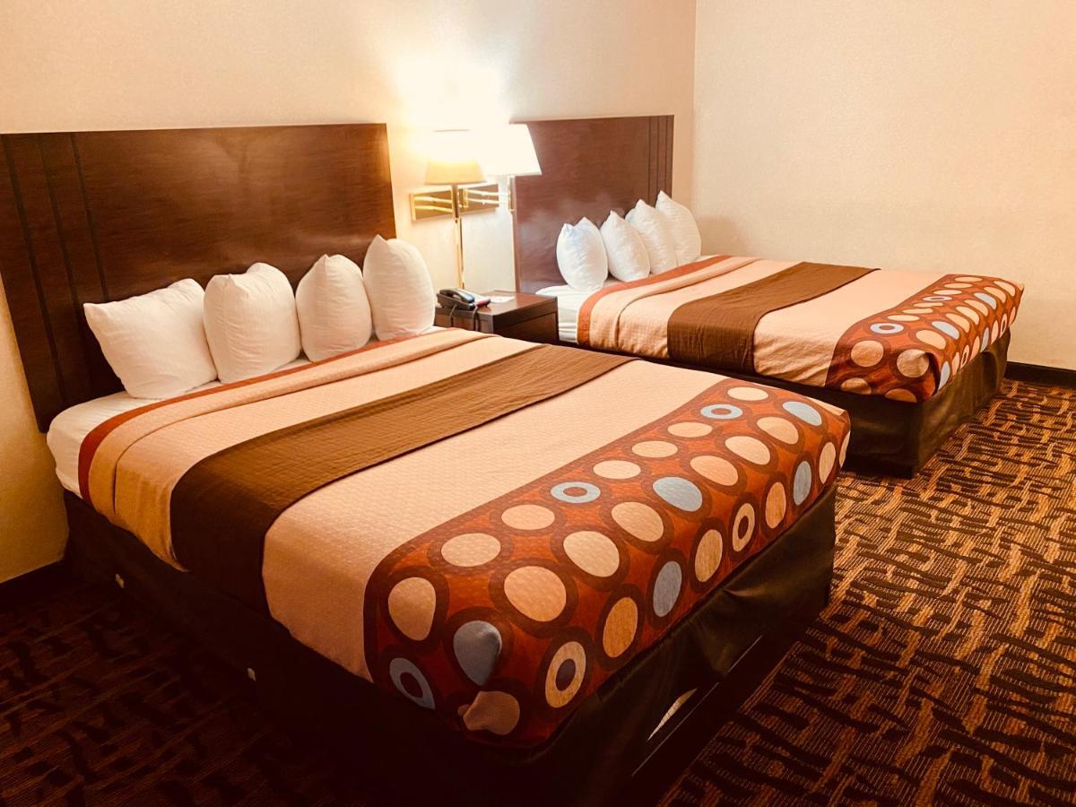 Super 8 By Wyndham Ku 2* Lawrence